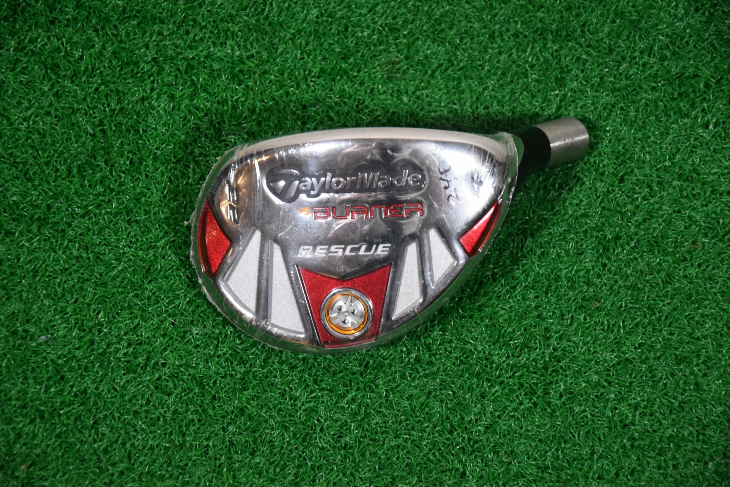 NEW! Taylormade Burner Rescue Tour 4-Hybrid 22° (Head Only) 1 NEW! Taylormade Burner Rescue Tour 4-Hybrid 22° (Head Only)